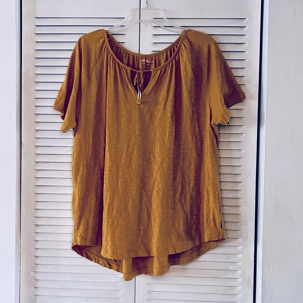 Eddie Bauer Front Tie Top